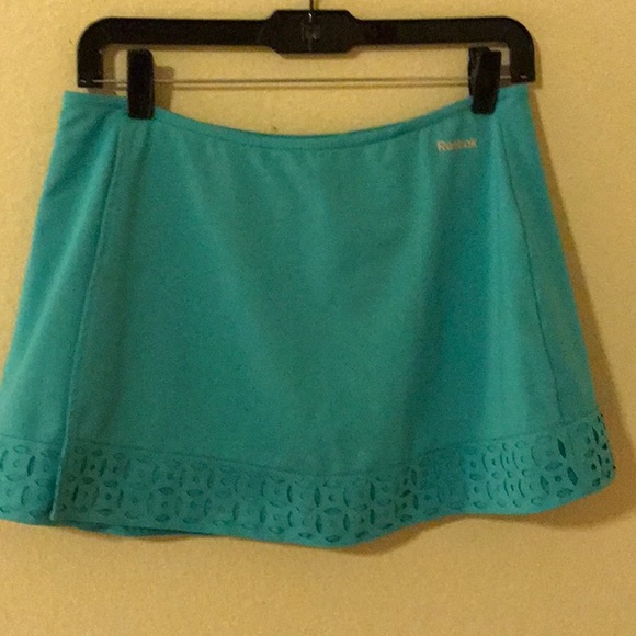 Reebok Pants - Reebok laser cut tennis sqort.